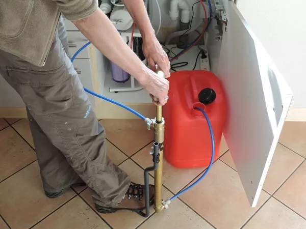 1600 GPD Directflow Osmoseanlage der neusten Generation mit Handpumpen-Set 1600 GPD Directflow Osmoseanlage der neusten Generation mit Handpumpen-Set